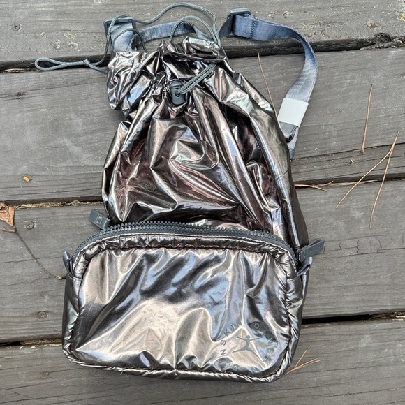 NWOT Danskin silver metallic drawstring mini backpack - Picture 1 of 5